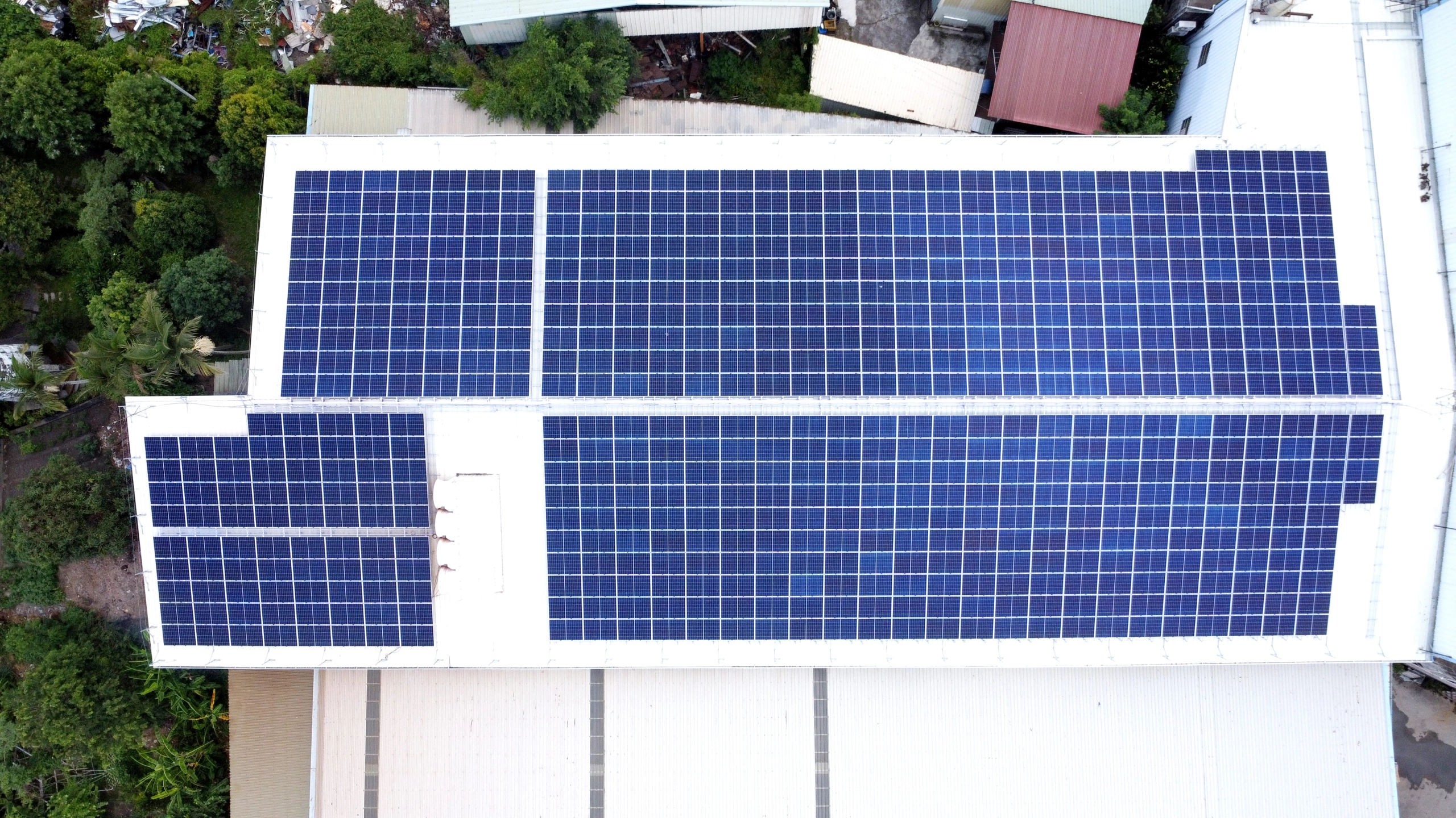 台中神岡屋頂型太陽能案場 266kW