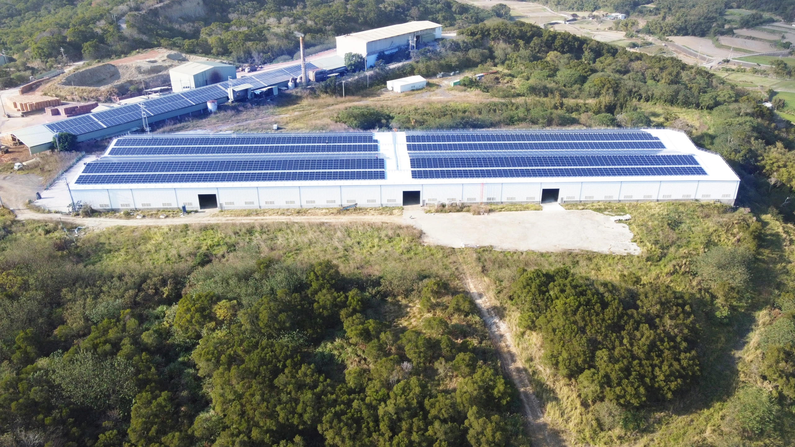 苗栗通宵屋頂型太陽能案場 1569kW